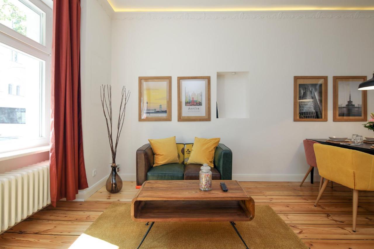 4 Personen Altbau Apartment Nahe Kurfuerstendamm - Romeo & Julia Berlin Eksteriør bilde